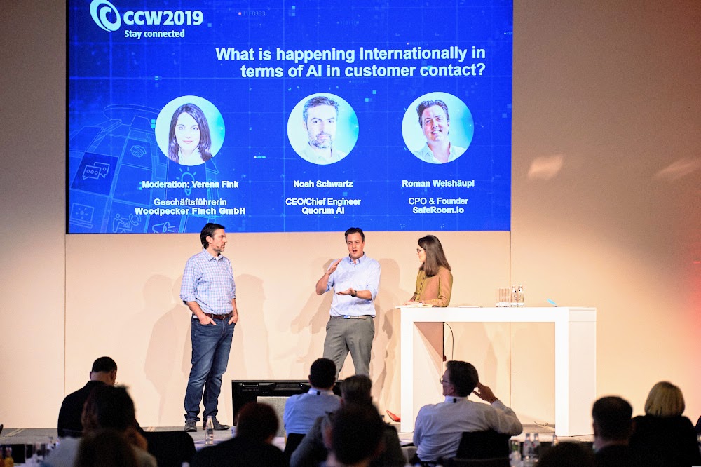 Roman Weishäupl als Panelteilnehmer auf der CCW 2019 Konferenz